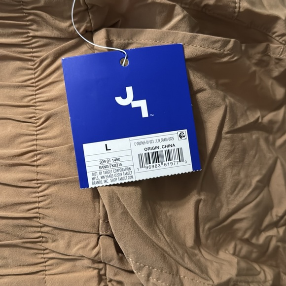 NWT | Joylab | High-Rise Woven Shorts 3.5" | Large - Picture 4 of 4